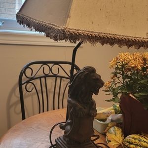 Lion Lamp!